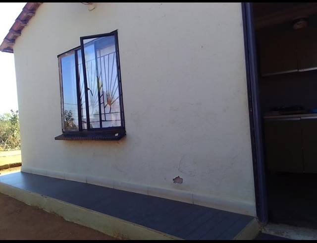 2 BEDROOM HOUSE FOR SALE IN SOSHANGUVE SOUTH